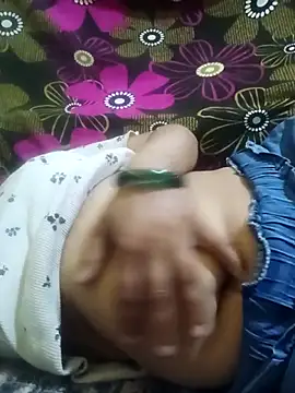 Snapshot of suman_bhabhi001 chatting on 13, 6, 2026 suman bhabhi001 online show from 13, 6, 2026