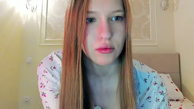 Snapshot of Alllura chatting on 5, 2, 2026 Alllura online show from 5, 2, 2026