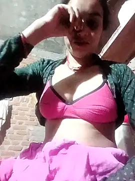 Snapshot of Fency_Love143 chatting on 19, 2, 2026 Fency Love143 online show from 19, 2, 2026