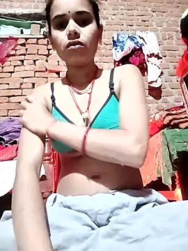 Snapshot of Fency_Love143 chatting on 20, 2, 2026 Fency Love143 online show from 20, 2, 2026