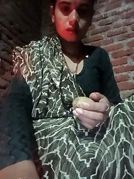 Snapshot of Fency_Love143 chatting on 10, 3, 2026 Fency Love143 online show from 10, 3, 2026