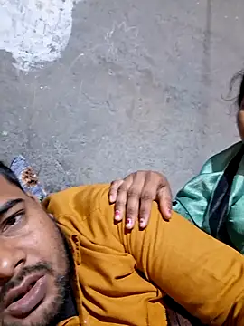 Radhacpl9528 online show from 13, 2, 2026