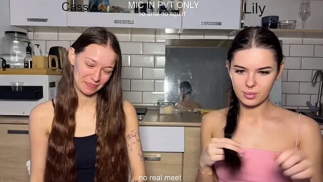 girls secrets online show from 1, 2, 2026