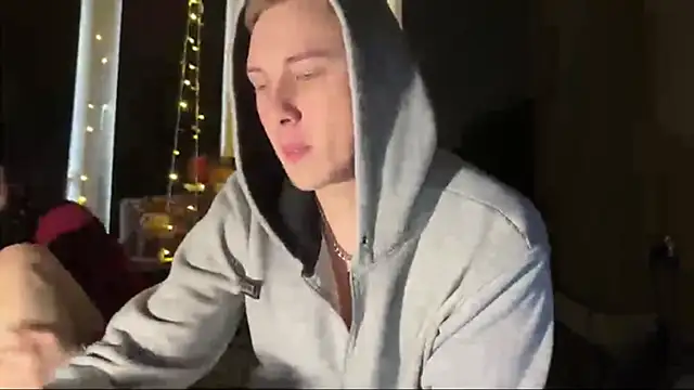 love4couple online show from 17, 4, 2026