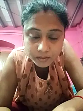 Hooghlypinkivabi online show from 2, 2, 2026