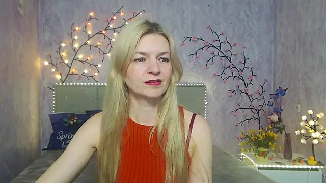 Snapshot of MelissaTyler chatting on 21, 4, 2026 MelissaTyler online show from 21, 4, 2026