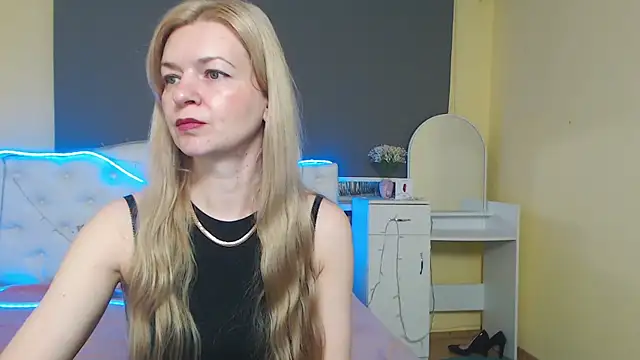 Snapshot of MelissaTyler chatting on 10, 5, 2026 MelissaTyler online show from 10, 5, 2026