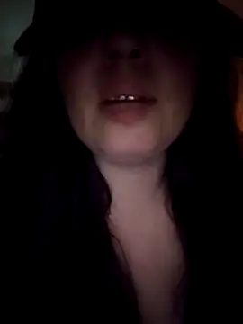 EdgedSleeve online show from 7, 1, 2026