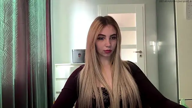 Snapshot of TeenLily chatting on 14, 5, 2026 TeenLily online show from 14, 5, 2026