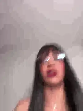 Snapshot of ValentinaEvanz chatting on 27, 5, 2026 ValentinaEvanz online show from 27, 5, 2026