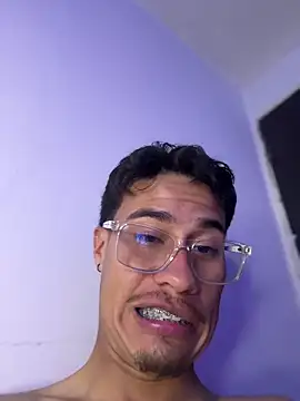 Snapshot of Latin_Paisa_Boy chatting on 15, 5, 2026 Latin Paisa Boy online show from 15, 5, 2026