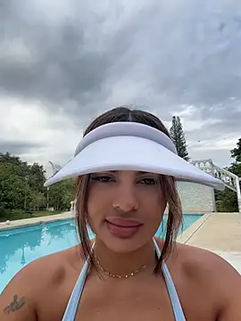 Irina Velvett online show from 15, 7, 2026