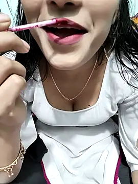 Yours-Zeenat online show from 27, 2, 2026