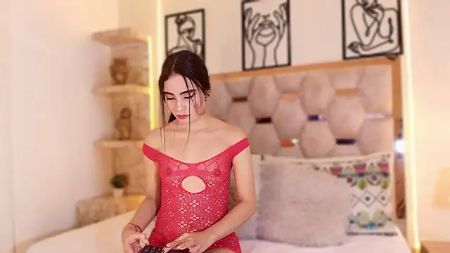 Sophieh Sweet online show from 8, 2, 2026