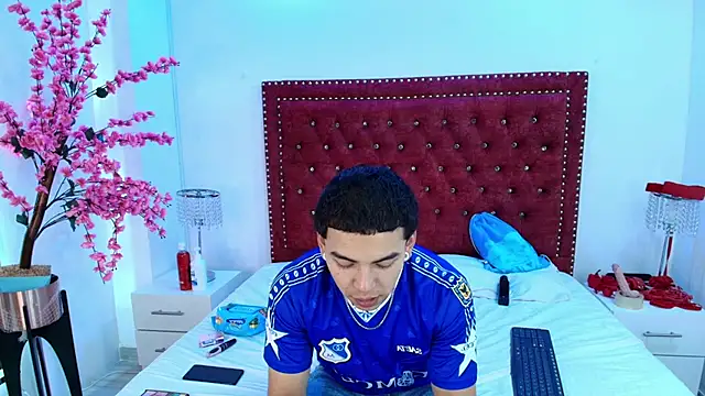 Jaden and sofia online show from 27, 5, 2026