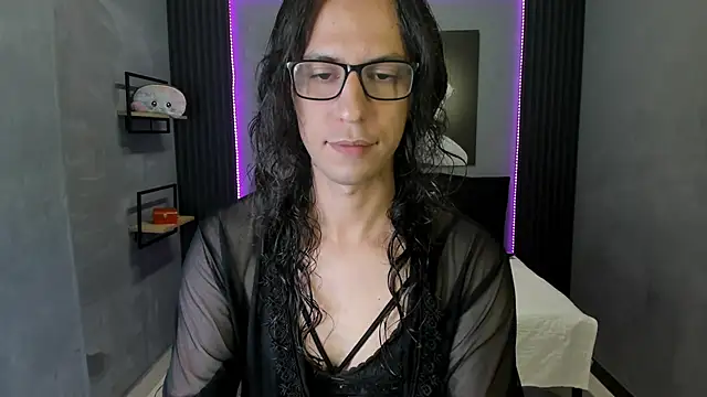 Luna Winstonn online show from 15, 1, 2026