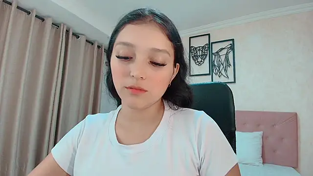 Snapshot of littlemolly_walcott chatting on 11, 7, 2026 littlemolly walcott online show from 11, 7, 2026
