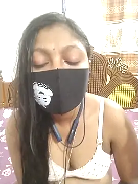 sumi couele18 online show from 13, 4, 2026