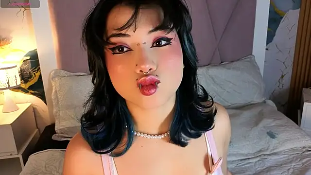 Snapshot of Sienna_Desiree chatting on 12, 7, 2026 Sienna Desiree online show from 12, 7, 2026