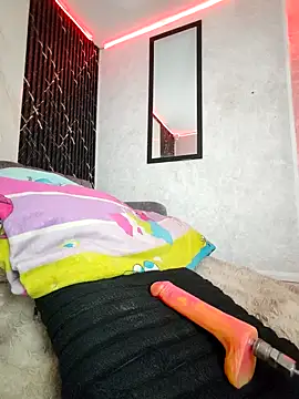 Isis Hot   online show from 29, 3, 2026