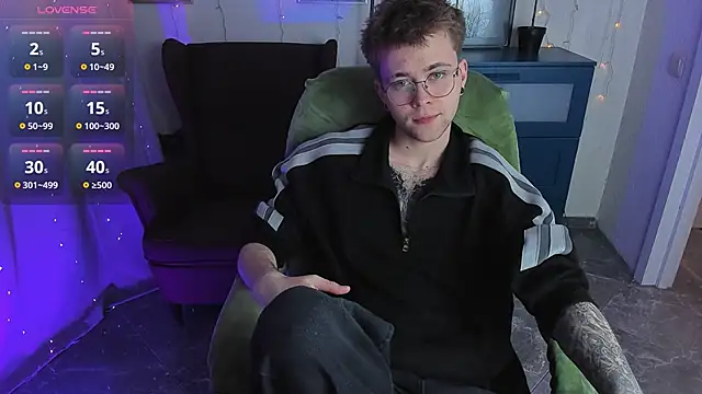 Snapshot of Tomas_Norton chatting on 18, 6, 2026 Tomas Norton online show from 18, 6, 2026