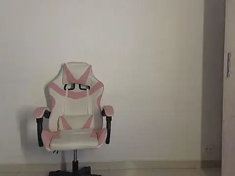 Daphne Grayy online show from 26, 2, 2026