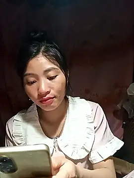 Snapshot of Hiniyk2 chatting on 18, 4, 2026 Hiniyk2 online show from 18, 4, 2026