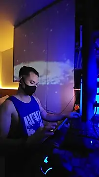 OnlyHand9x online show from 13, 4, 2026