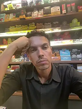 Snapshot of Naldopaugrand chatting on 2, 2, 2026 Naldopaugrand online show from 2, 2, 2026