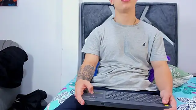 Liam saint online show from 18, 2, 2026