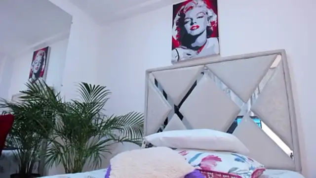 Liam saint online show from 27, 3, 2026