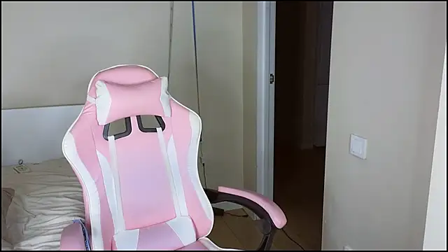 jasmilee online show from 3, 4, 2026