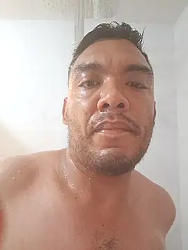 latinomoreno95 online show from 2, 5, 2026
