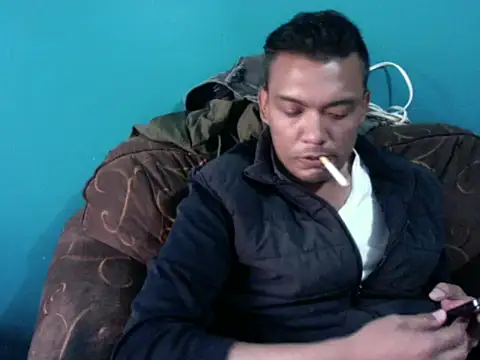 latinomoreno95 online show from 8, 5, 2026