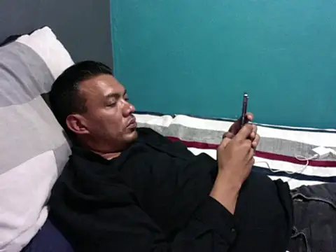 latinomoreno95 online show from 18, 5, 2026