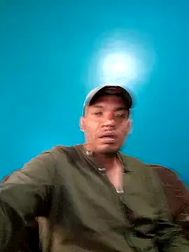 latinomoreno95 online show from 15, 6, 2026