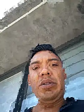 latinomoreno95 online show from 4, 7, 2026