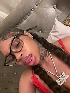 cumforyannna online show from 17, 4, 2026