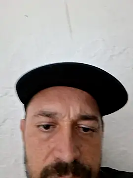 Johnnyhotlatmale online show from 13, 1, 2026