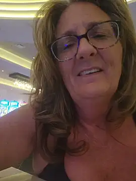 Snapshot of HotAzMilf chatting on 25, 4, 2026 HotAzMilf online show from 25, 4, 2026