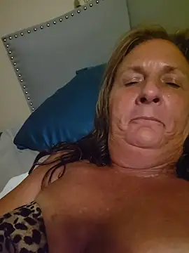 Snapshot of HotAzMilf chatting on 31, 5, 2026 HotAzMilf online show from 31, 5, 2026