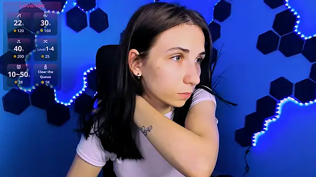 sweetie chloe  online show from 11, 5, 2026