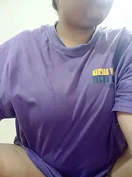 Snapshot of nishi_garg_0 chatting on 10, 6, 2026 nishi garg 0 online show from 10, 6, 2026