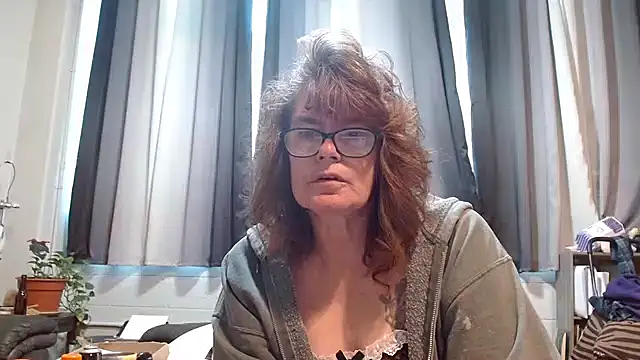 Snapshot of ladylavende3 chatting on 22, 3, 2025 ladylavende3 online show from 22, 3, 2025