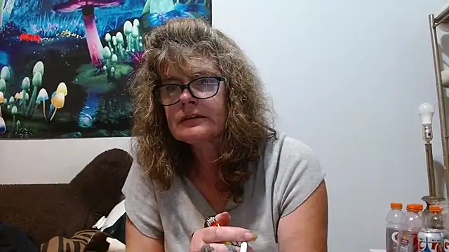 Snapshot of ladylavende3 chatting on 5, 10, 2025 ladylavende3 online show from 5, 10, 2025