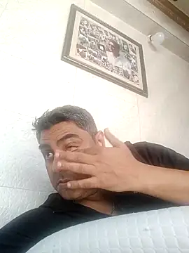 hardnhornybull online show from 1, 3, 2026