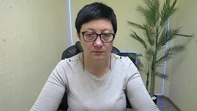 Snapshot of EmilyL0ve chatting on 30, 5, 2026 EmilyL0ve online show from 30, 5, 2026