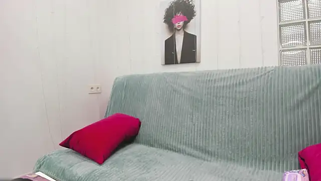 Sweetie Rozzy online show from 19, 6, 2026