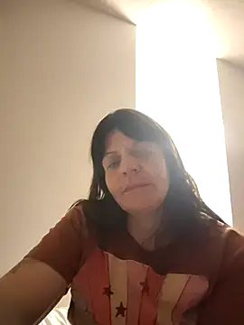 Snapshot of Petitegreeneyez69 chatting on 13, 2, 2026 Petitegreeneyez69 online show from 13, 2, 2026