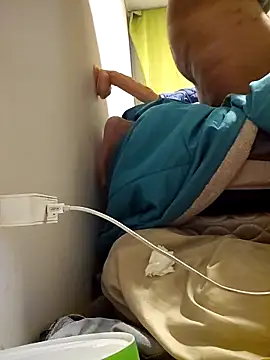 xxxch3o online show from 25, 3, 2026